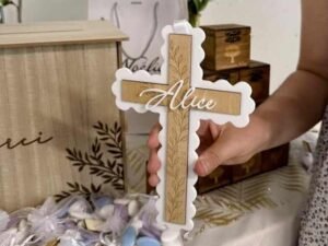 Croix de baptême prénom personnalisée