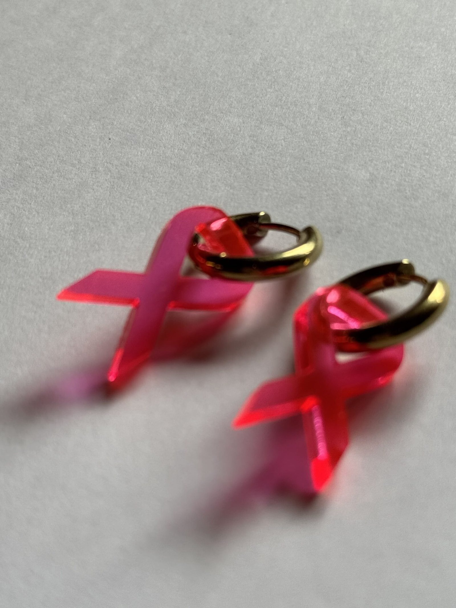 Boucles d’oreilles ruban rose